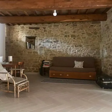 아파트 Picturesque With Garden In Umbrian Medival Town 파니칼레